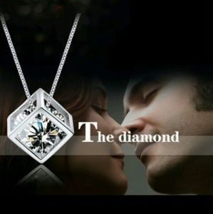 💗SWAROVSKI CRYSTAL MAGIC CUBE & CHAIN S925💗